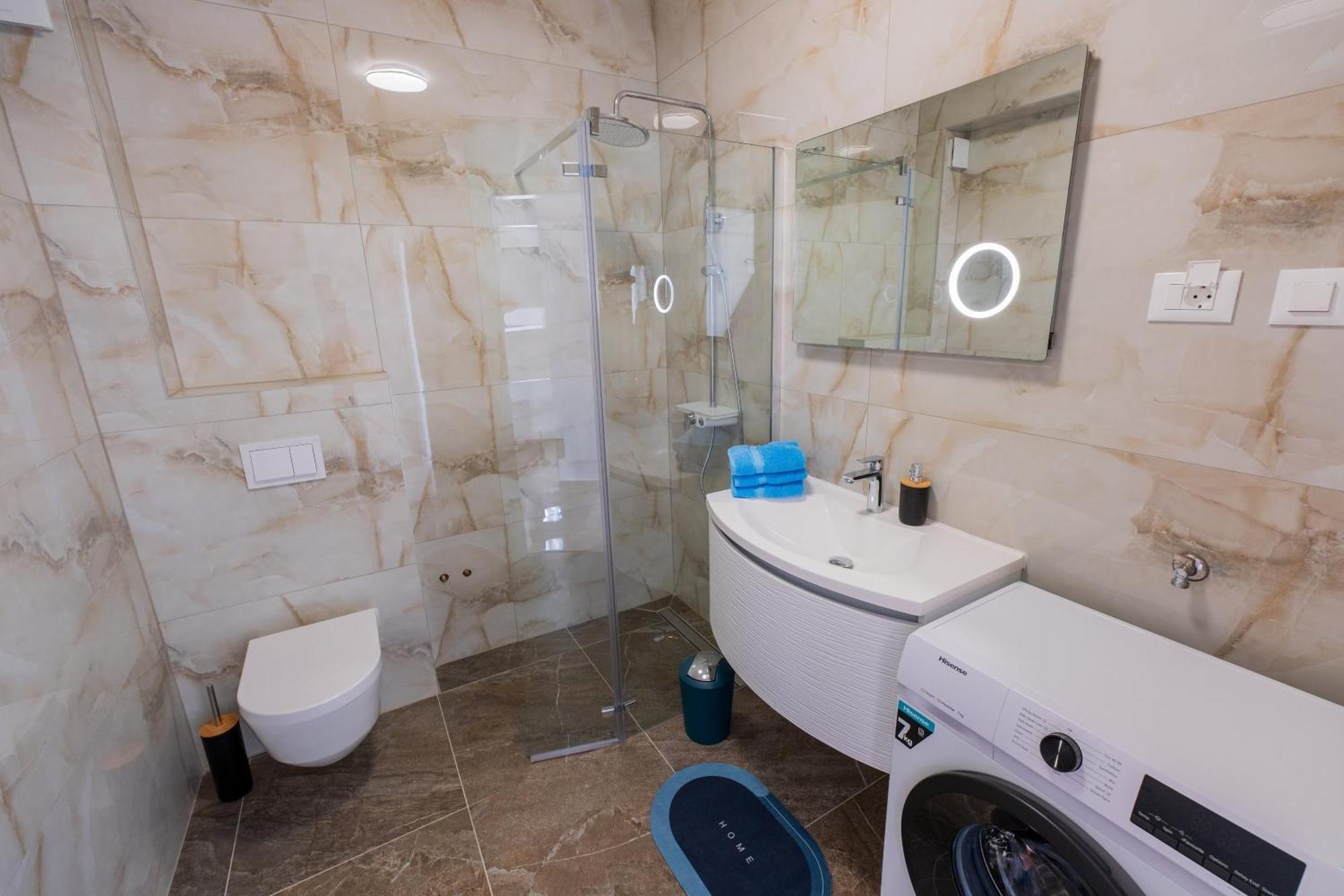 Three-Bedroom Premium Holiday Home Atmosfera With Private Pool&Sauna Водице Екстериор снимка