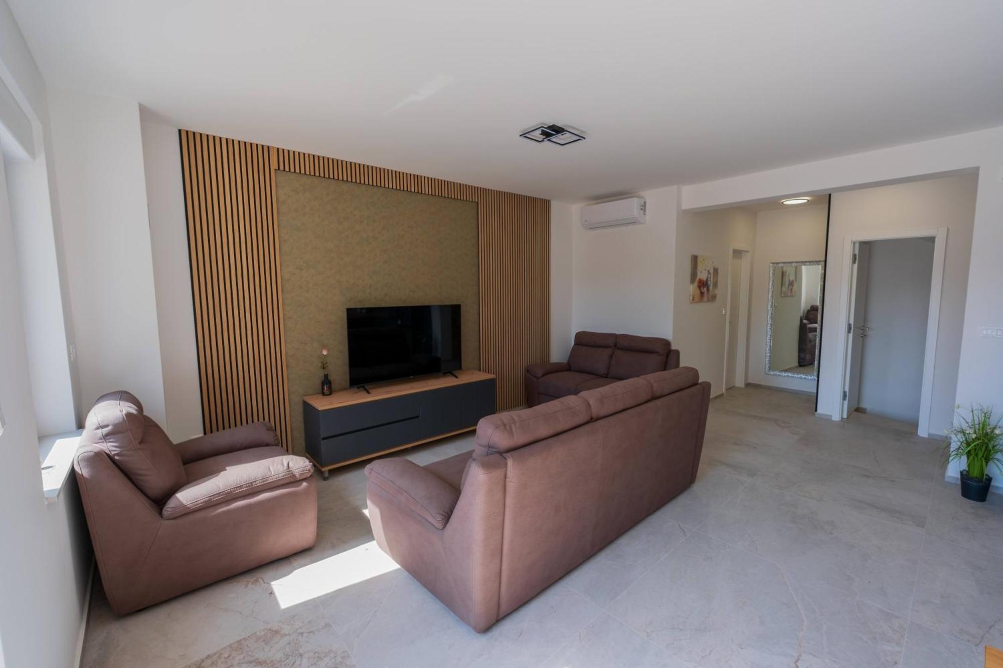 Three-Bedroom Premium Holiday Home Atmosfera With Private Pool&Sauna Водице Екстериор снимка
