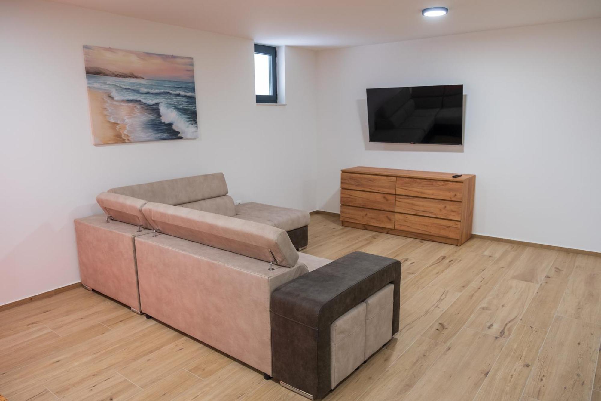 Three-Bedroom Premium Holiday Home Atmosfera With Private Pool&Sauna Водице Екстериор снимка